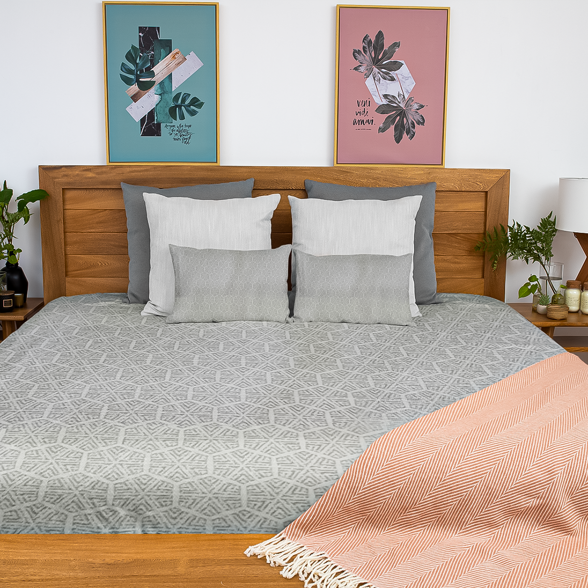 Charcoal Maze Cotton Bedsheet – 300 TC Ultra-Soft & Breathable Fabric